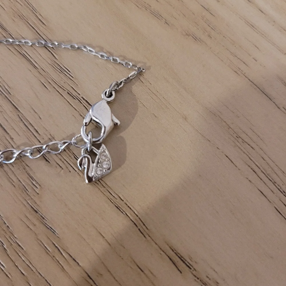 Swarovski Virgo zodiac necklace - Picture 4 of 5